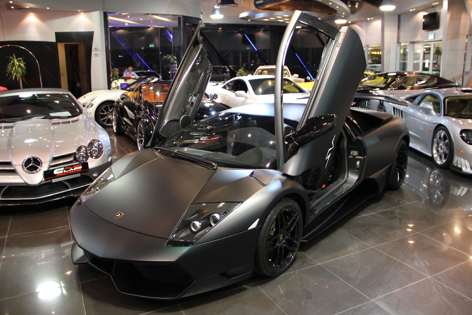 LAMBORGHINI Murcielago SV LP 670